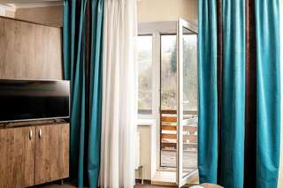 Отель Private Rooms in Grofa Hotel Буковель Люкс с видом на горы-1