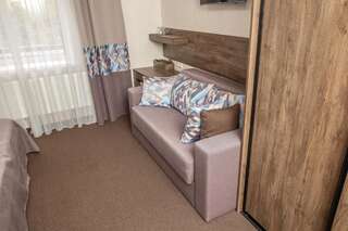 Отель Private Rooms in Grofa Hotel Буковель Семейный номер-1