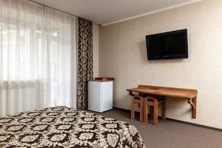 Отель Private Rooms in Grofa Hotel Буковель Двухместный номер с 1 кроватью-3