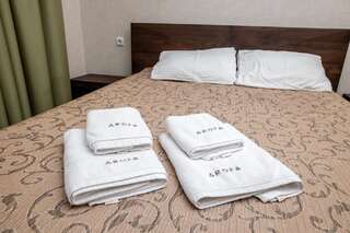 Отель Private Rooms in Grofa Hotel Буковель Трехместный номер-6