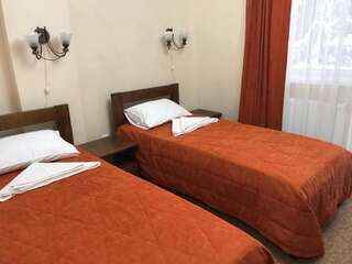 Отель Private Rooms in Grofa Hotel Буковель Двухместный номер с 2 отдельными кроватями-13