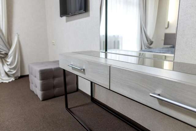 Отель Private Rooms in Grofa Hotel Буковель-13